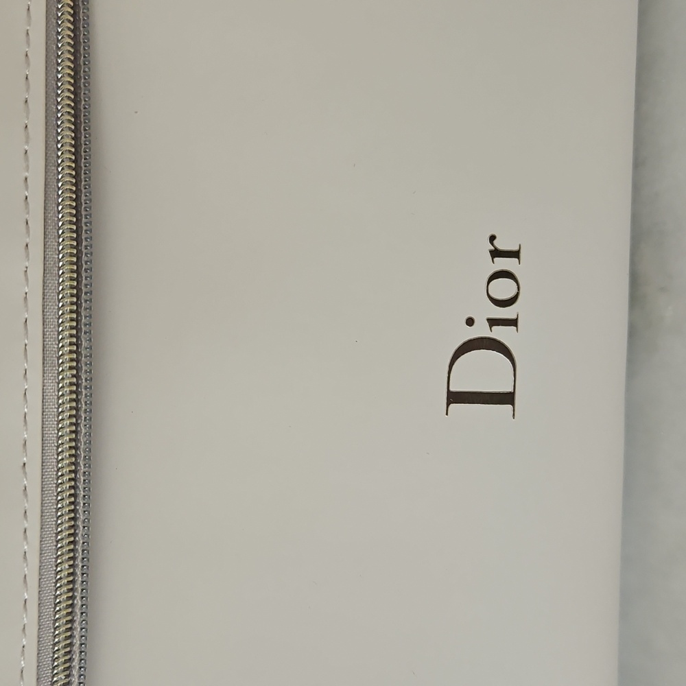 Dior Cream Cosmetic/ Clutch Bag - Picture 2 of 11